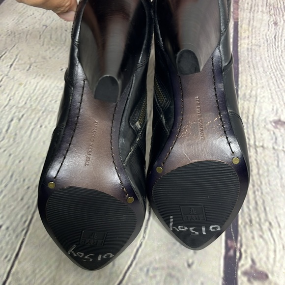 FRYE - "Regina" Overlay Leather High-Heeled Ankle Boots - Picture 4 of 7